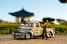 Modeli avtomobilov - Avtomobilček Street Fighter Ford Pickup 1956 Jada kovinski z vrtljivimi elementi in figurica Guile dolžina 20 cm 1:24_14