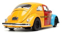 Modele machete - Mașinuța Sesame Street VW Beetle 1959 Jada din metal cu părți care se deschid și figurina lui Oscar, lungime 16,5 cm 1:24_5