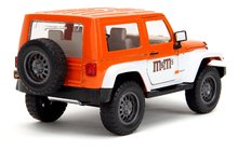 Játékautók és járművek - Kisautó Jeep Wrangler 2007 M&M Jada fém nyitható ajtókkal és Orange figura hossza 18 cm 1:24_0