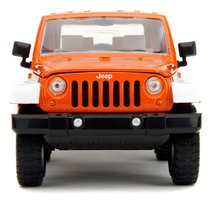 Modely - Autíčko Jeep Wrangler 2007 M&M Jada kovové s otvárateľnými dverami a figúrka Orange dĺžka 18 cm 1:24_2