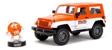 Modeli avtomobilov - Avtomobilček Jeep Wrangler 2007 M&M Jada kovinski z odpirajočimi vrati in figurica Orange dolžina 18 cm 1:24_8