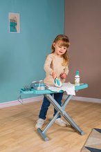 Hry na domácnost - Žehlicí prkno se žehličkou Ironing Board Steam Iron Smoby s ramínky a 9 doplňky_6