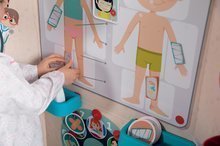 Školní tabule - Lékařská ordinace s anatomií lidského těla Doctor's Office Smoby oboustranná s rentgenem a zrakovým testem a 65 doplňků_1