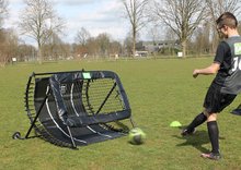 Piłka nożna - Odrazová sieť futbalová Kickback football rebounder Exit Toys multifunkčná oceľový rám 124*90 cm_3