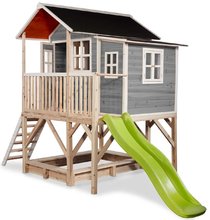 Drevené domčeky - Domček cédrový na pilieroch Loft 550 Grey Exit Toys veľký s vodeodolnou strechou pieskoviskom a 1,75 m šmykľavkou sivý_1