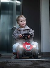 Odrážedla od 12 měsíců - Odrážedlo auto Next 2.0 Bobby Car Red BIG červeno-černé se zvukem světlem a speciálním nárazníkem od 12 měsíců_3