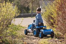 Pedálos gyermekjárművek - Pedálos traktor utánfutóval Farmer XL Blue Tractor+Trailer Smoby kék állítható üléssel és hanggal 142 cm_5