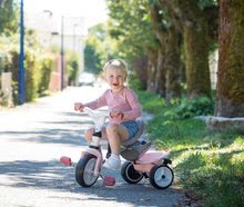 Triciklik 10 hónapos kortól - Tricikli és babakocsi egyben magasított háttámlával Baby Balade Plus Tricycle Pink Smoby fékkel és EVA kerekekkel kék 10 hó-tól_5