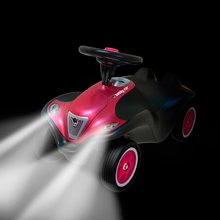 Odrážadlá od 12 mesiacov - Odrážadlo Bobby Car Next Raspberry BIG s LED reflektormi a elektronickým klaksónom ergonomické sedadlo s velúrom od 12 mes_7