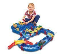 Spielhäuser mit Wasserrutsche - Set Häuschen der Freunde von Smoby mit Küche und MegaBridge Wasserstraße mit Bootsdamm und 2 Segelbooten_0