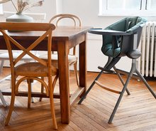 Pro miminka - Jídelní židle ze dřeva Up & Down High Chair Beaba polohovatelná do 6 výšek šedá od 6–36 měsíců_0