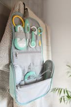 Detská kozmetika - Toaletné potreby pre bábätko Beaba Trousse de Toilette v závesnej taštičke s 9 doplnkami zelené od 0 mesiacov_7