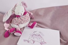 Plišasti zajčki - Plyšový zajačik Activity Doll Lapin Cerise Doudou et Compagnie so zrkadielkom a hrkálkou ružový 30 cm v darčekovom balení od 0 mes DC2705_1