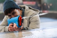 Vodne pištolice - Vodna pištola z ročnim polnjenjem vode SpyraGO Blue Spyra z elektronskim indikatorjem stanja baterije in dosegom 8 metrov modra od 8 let_0