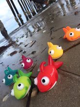 Hry na rybára - Drevená rybárska udica Fishy Janod so striekajúcimi rybami od 24 mes_10