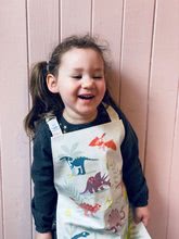 Zástěry pro děti - Zástěra pro děti Dinosaur Friends Apron ThreadBear s ochrannou vrstvou od 3–6 let_2