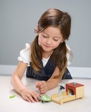 Drewniane domki dla lalek - Domek drewniany dla żółwi Tortoise Pet Set Tender Leaf Toys z 2 figurkami i akcesoriami_2