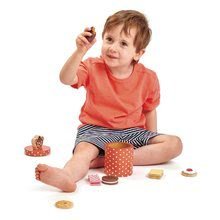 Drevené kuchynky - Drevená nádoba s keksíkmi Bear's Biscuit Barrel Tender Leaf Toys 6 druhov sladkostí_1