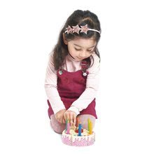 Drevené kuchynky -  NA PREKLAD - Torta de madera con fresa Rainbow Birthday Cake Tender Leaf Toys piezas con  velas_2