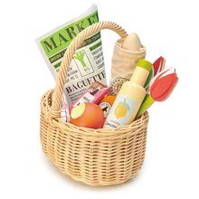 Dřevěné kuchyňky - Dřevěný košík s tulipány Wicker Shopping Basket Tender Leaf Toys s čokoládou limonádou sýrem a jinými potravinami_3