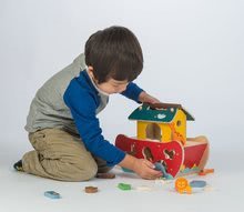 Lesene didaktične igrače - Lesena Noetova barka Noah's Shape Sorter Ark Tender Leaf Toys 23-delna s figuricami sestavljiva od 18 mes_1