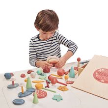 Dřevěné didaktické hračky - Dřevěná sbírka lesních pokladů My Forest Floor Tender Leaf Toys s kamínky listy broučky_6