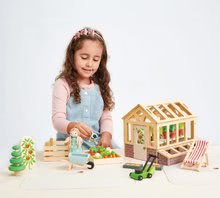 Drevené domčeky pre bábiky - Drevený skleník Greenhouse and Garden Set Tender Leaf Toys s otváracou strechou a 9 druhov zeleniny pre bábiku_1