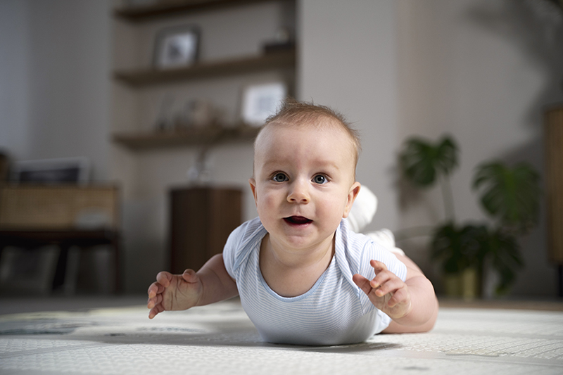 Bábätko na brušku