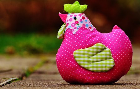 Façam decorações para a Páscoa juntos com as crianças