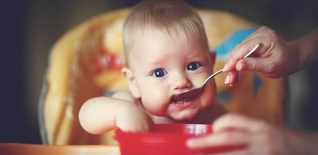 Quando começar a introdução alimentar do bebê?