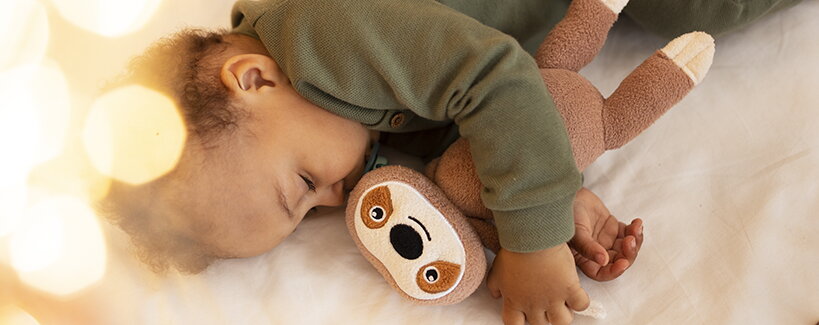 Ako naučiť dieťa zaspávať osamote?