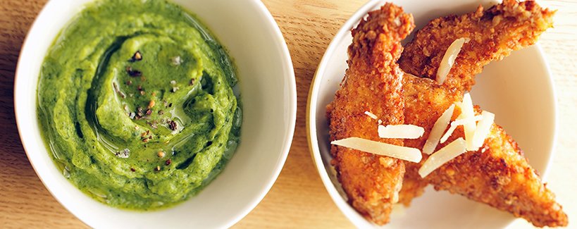 Filets de poulet croustillants avec purée de brocolis