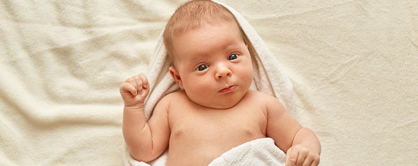 Kupanje novorođenčeta: Kako često, kada i čime kupati bebu?