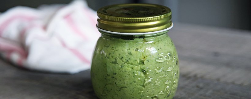 Purée de cosses de petits pois au jambon