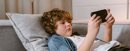 Závislosť od internetu: Ako zistiť, či ňou trpí aj vaše dieťa?